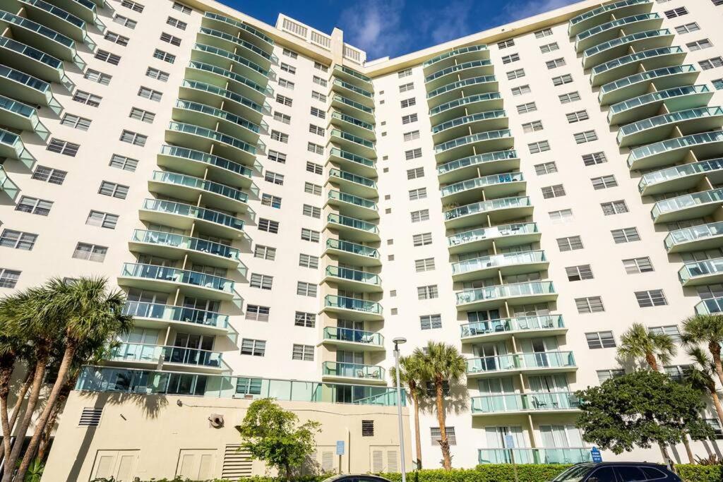 マイアミビーチOcean Reserve Sunny Isles 11Th Str-02330アパートメント エクステリア 写真